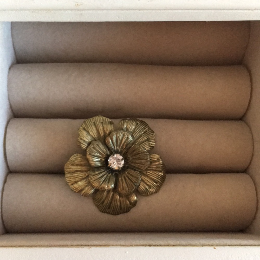 Flower ring